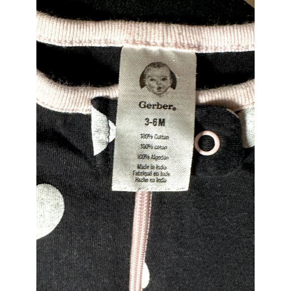 2 GERBER INFANT GIRLS ONE PIECE FOOTED SETS (3-6 MO) PRICE IS FOR BOTH G-152 - Picture 4 of 4